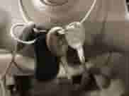 2000 Dodge Neon Highline z VIN 1B3ES46C9YD773497, wystawiony jako IAAI lot #41890890 z przebiegiem 106 889 mil mil oraz . Historia ofert i sprzedaży dostępna na DreamBid. Obrazek 11.