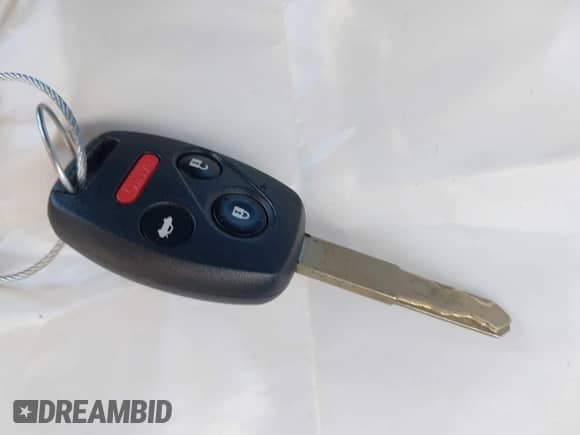 2011 Honda Accord EX-L с VIN 1HGCP2F8XBA004332, выставлен на аукционе IAAI как лот 43240910 с пробегом 183 011 миль миль и . История ставок и продаж доступна на DreamBid. Изображение 11.