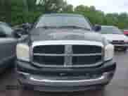 2007 Dodge 1500 SLT z VIN 1D7HU18P67S202084, wystawiony jako IAAI lot #42308989 z przebiegiem 227 266 mil mil oraz . Historia ofert i sprzedaży dostępna na DreamBid. Obrazek 12.