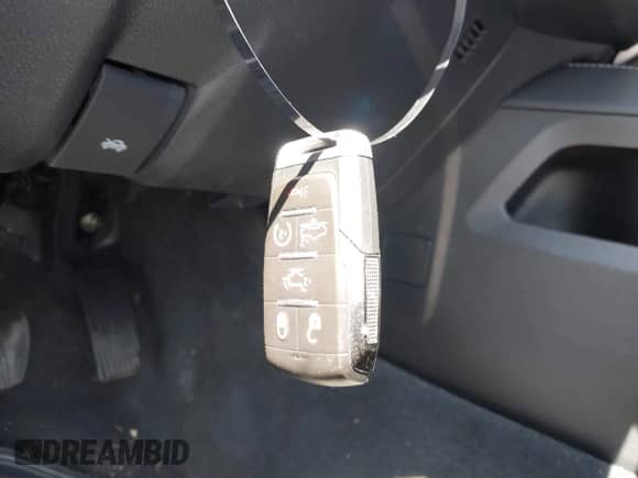 2022 Ram 1500 Limited z VIN 1C6SRFHT5NN332002, wystawiony jako IAAI lot #42230884 z przebiegiem 71 759 mil mil oraz . Historia ofert i sprzedaży dostępna na DreamBid. Obrazek 11.