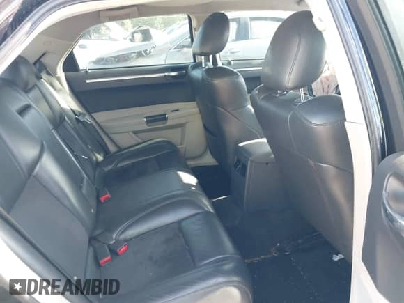 2006 Chrysler 300 C SRT-8 with VIN 2C3LA73W66H219444, listed as a IAAI auction lot 42540028 with 199,913 mi miles and . Bid and sale history available at DreamBid. Image 8.