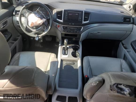 2016 Honda Pilot LX z VIN 5FNYF6H15GB042872, wystawiony jako Copart lot #68179735 z przebiegiem 113 708 mil mil oraz Szkoda całkowita • Salvage title. Historia ofert i sprzedaży dostępna na DreamBid. Obrazek 8.