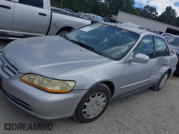 2001 Honda Accord LX with VIN 1HGCG56471A058295, listed as a IAAI auction lot 42751548 with 274,968 mi miles and . Bid and sale history available at DreamBid. Image 2.