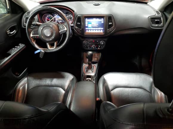 2019 Jeep Compass Trailhawk с VIN 3C4NJDDB5KT661664, выставлен на аукционе Copart как лот 57507865 с пробегом 177 679 миль миль и Списание • Salvage title. История ставок и продаж доступна на DreamBid. Изображение 8.