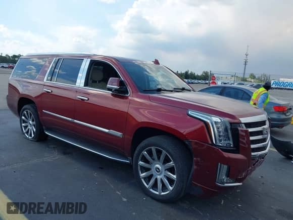 2017 Cadillac Escalade ESV Luxury с VIN 1GYS3HKJ0HR255673, выставлен на аукционе IAAI как лот 43042770 с пробегом Не указан миль и . История ставок и продаж доступна на DreamBid. Изображение 1.