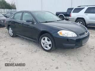 2014 Chevrolet Impala Police Police z VIN 2G1WD5E35E1183561, wystawiony jako IAAI lot #41693465 z przebiegiem 125 974 mil mil oraz . Historia ofert i sprzedaży dostępna na DreamBid. Obrazek 1.