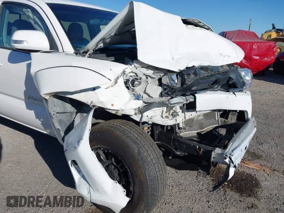 2015 Toyota Tacoma PreRunner с VIN 3TMKU4HN2FM042647, выставлен на аукционе IAAI как лот 43407980 с пробегом 134 027 миль миль и . История ставок и продаж доступна на DreamBid. Изображение 6.