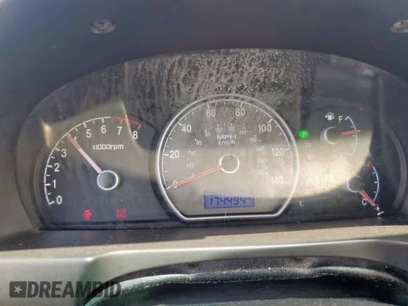 2009 Hyundai Elantra SE с VIN KMHDU46D09U643683, выставлен на аукционе Copart как лот 68103965 с пробегом 174 494 миль миль и Списание • Salvage title. История ставок и продаж доступна на DreamBid. Изображение 9.