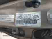 2002 Toyota Camry LE z VIN 4T1BE32K72U098901, wystawiony jako IAAI lot #42490653 z przebiegiem 120 619 mil mil oraz . Historia ofert i sprzedaży dostępna na DreamBid. Obrazek 9.