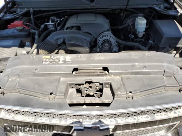 2014 Chevrolet Tahoe LT z VIN 1GNSCBE06ER136552, wystawiony jako Copart lot #66259795 z przebiegiem 139 221 mil mil oraz Szkoda całkowita • Salvage title. Historia ofert i sprzedaży dostępna na DreamBid. Obrazek 12.