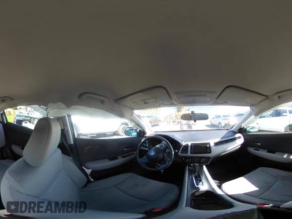 2019 Honda HR-V LX z VIN 3CZRU5H3XKM724537, wystawiony jako IAAI lot #43364957 z przebiegiem 30 514 mil mil oraz . Historia ofert i sprzedaży dostępna na DreamBid. Obrazek 18.