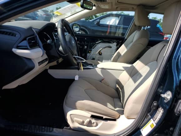 2019 Toyota Camry Hybrid LE с VIN 4T1B31HK4KU008346, выставлен на аукционе Copart как лот 66440705 с пробегом 44 010 миль миль и Списание • Salvage title. История ставок и продаж доступна на DreamBid. Изображение 7.