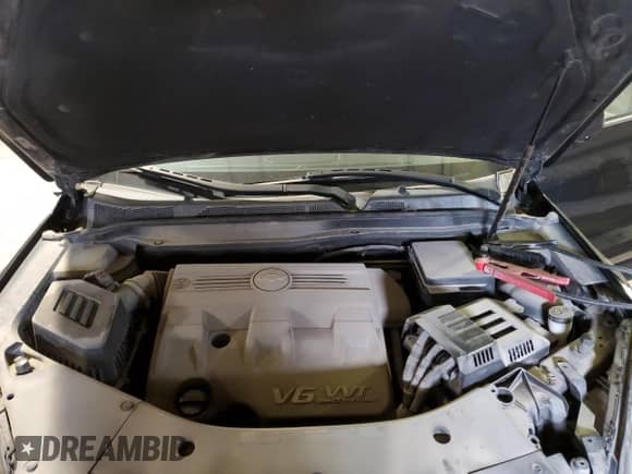 2013 Chevrolet Equinox LT z VIN 2GNFLNE35D6135674, wystawiony jako Copart lot #60168175 z przebiegiem 190 764 mil mil oraz Czysty tytuł • Clean title. Historia ofert i sprzedaży dostępna na DreamBid. Obrazek 12.