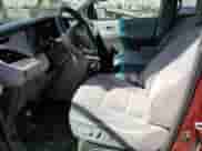 2017 Toyota Sienna LE z VIN 5TDJZ3DC0HS187328, wystawiony jako Copart lot #65073765 z przebiegiem 140 042 mil mil oraz Szkoda całkowita • Salvage title. Historia ofert i sprzedaży dostępna na DreamBid. Obrazek 7.