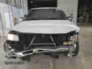 2006 GMC Sierra 1500 Work Truck z VIN 3GTEC14X06G245704, wystawiony jako Copart lot #83527594 z przebiegiem 200 794 mil mil oraz Szkoda całkowita • Salvage title. Historia ofert i sprzedaży dostępna na DreamBid. Obrazek 5.