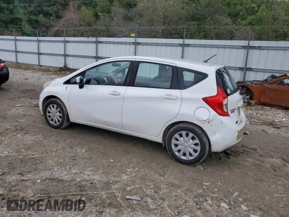 2015 Nissan Note S Plus with VIN 3N1CE2CP2FL379391, listed as a Copart auction lot 86454235 with 142,748 mi miles and Clean title. Bid and sale history available at DreamBid. Image 2.