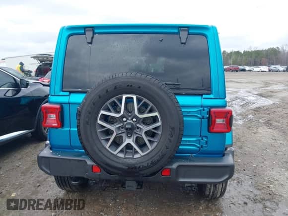 2024 Jeep Wrangler Sahara with VIN 1C4PJXEN5RW180207, listed as a IAAI auction lot 41542494 with 11,637 mi miles and . Bid and sale history available at DreamBid. Image 16.