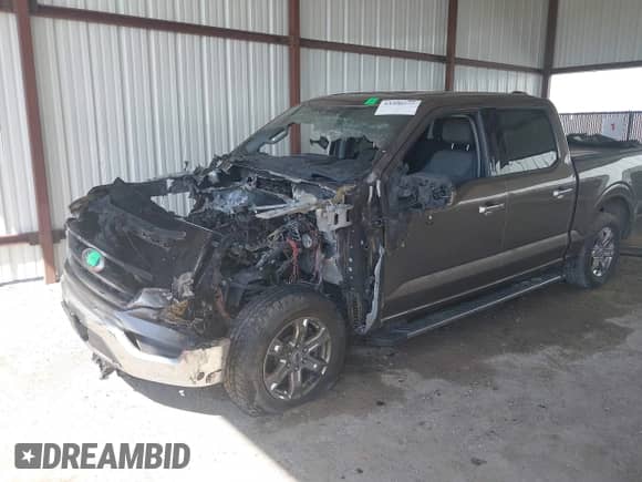 2021 Ford F-150 XL with VIN 1FTEW1CP6MFC47920, listed as a IAAI auction lot 43300277 with Not provided miles and . Bid and sale history available at DreamBid. Image 2.