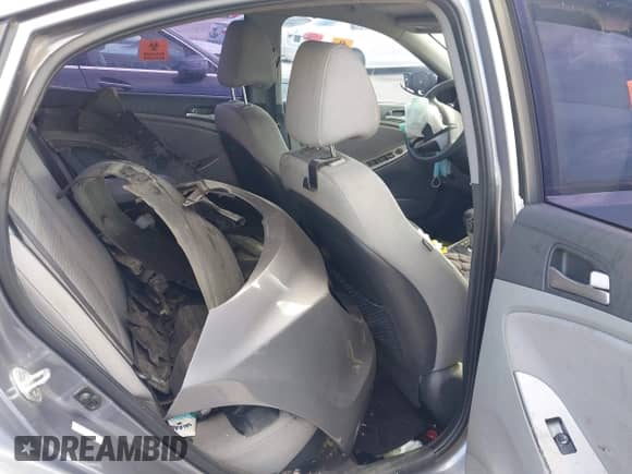 2016 Hyundai Accent SE с VIN KMHCT4AE7GU062094, выставлен на аукционе IAAI как лот 43557216 с пробегом 163 474 миль миль и . История ставок и продаж доступна на DreamBid. Изображение 8.