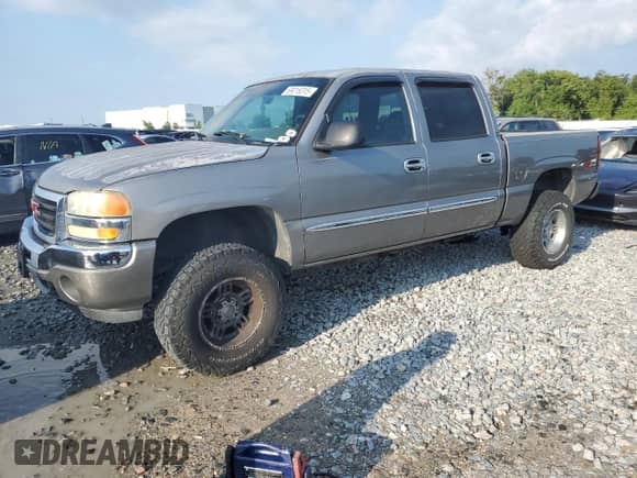 2006 GMC Sierra 1500 SLE1 с VIN 2GTEK13T961121022, выставлен на аукционе Copart как лот 69016315 с пробегом 226 847 миль миль и Списание • Salvage title. История ставок и продаж доступна на DreamBid. Изображение 1.