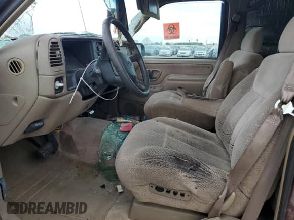 1998 Chevrolet Suburban с VIN 1GNFK16R8WJ362295, выставлен на аукционе Copart как лот 78438584 с пробегом 343 898 миль миль и Списание • Salvage title. История ставок и продаж доступна на DreamBid. Изображение 7.