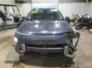 2025 Hyundai Kona SEL с VIN KM8HB3AB3SU288649, выставлен на аукционе Copart как лот 68450715 с пробегом 1 681 миль миль и Списание • Salvage title. История ставок и продаж доступна на DreamBid. Изображение 5.