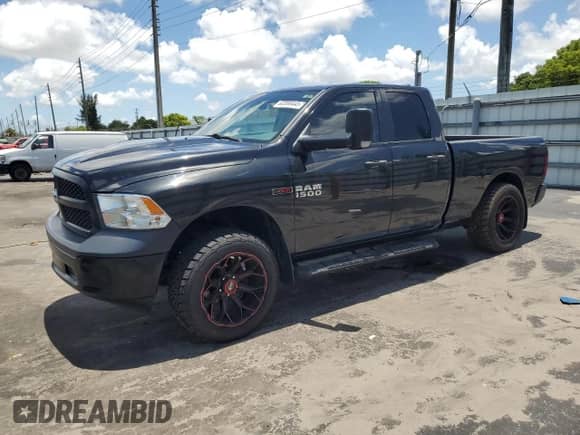 2017 Ram 1500 Tradesman с VIN 1C6RR6FM8HS622220, выставлен на аукционе Copart как лот 62068445 с пробегом 101 802 миль миль и Списание • Salvage title. История ставок и продаж доступна на DreamBid. Изображение 1.