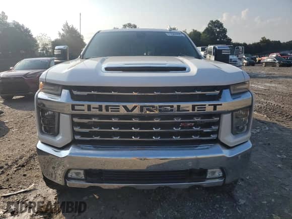 2020 Chevrolet Silverado 3500HD LTZ with VIN 1GC4YUEYXLF120406, listed as a Copart auction lot 71584495 with Not provided miles and Clean title. Bid and sale history available at DreamBid. Image 5.