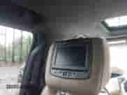 2018 Cadillac Escalade ESV Platinum с VIN 1GYS4KKJ1JR221239, выставлен на аукционе IAAI как лот 41968181 с пробегом 179 749 миль миль и . История ставок и продаж доступна на DreamBid. Изображение 21.