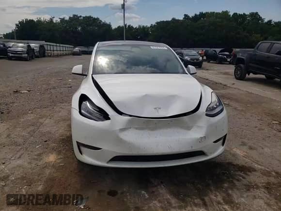 2021 Tesla Model Y Long Range with VIN 5YJYGDEE5MF111550, listed as a Copart auction lot 61527244 with 56,419 mi miles and Salvage title. Bid and sale history available at DreamBid. Image 10.