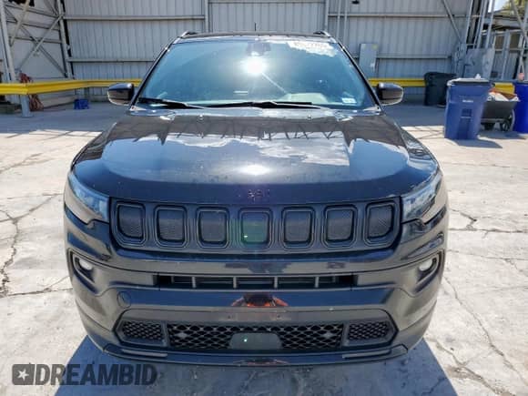 2022 Jeep Compass Altitude с VIN 3C4NJDBB8NT171503, выставлен на аукционе Copart как лот 85672265 с пробегом 45 240 миль миль и Списание • Salvage title. История ставок и продаж доступна на DreamBid. Изображение 5.