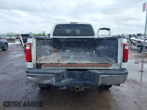 2013 Ford F-250 XL с VIN 1FT7W2BT8DEB45540, выставлен на аукционе IAAI как лот 41841007 с пробегом 424 066 миль миль и . История ставок и продаж доступна на DreamBid. Изображение 16.