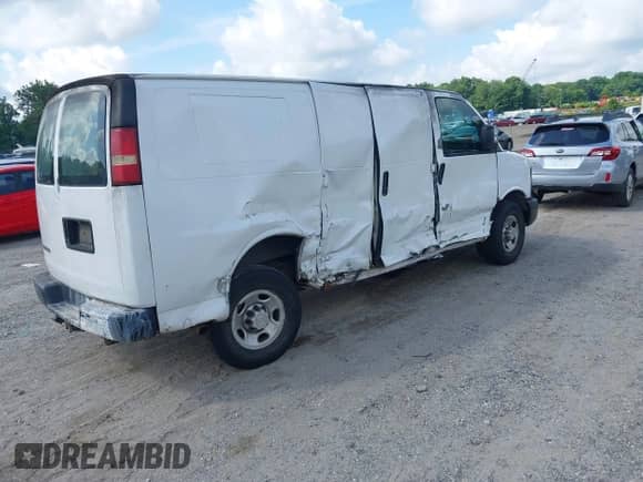 2007 Chevrolet Express Cargo с VIN 1GCGG25V971247547, выставлен на аукционе IAAI как лот 42751619 с пробегом 212 361 миль миль и . История ставок и продаж доступна на DreamBid. Изображение 4.