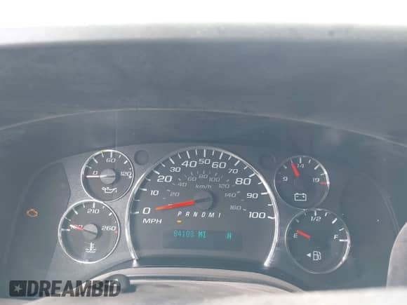 2023 Chevrolet Express Cargo z VIN 1GCWGBFP6P1182331, wystawiony jako IAAI lot #42620519 z przebiegiem 84 103 mil mil oraz . Historia ofert i sprzedaży dostępna na DreamBid. Obrazek 7.