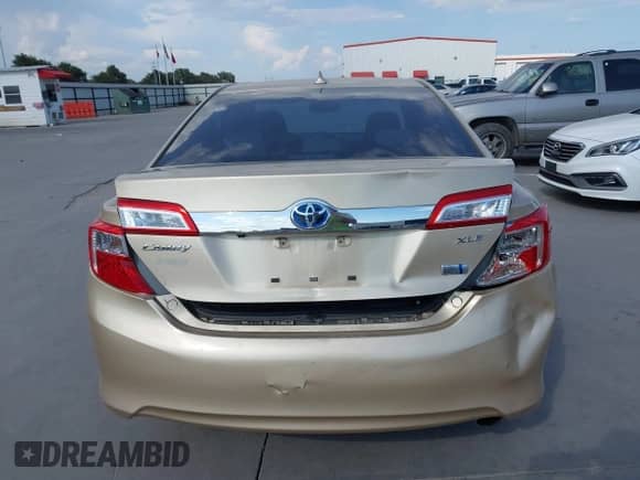 2012 Toyota Camry XLE with VIN 4T1BD1FK8CU026611, listed as a IAAI auction lot 42884095 with 186,130 mi miles and . Bid and sale history available at DreamBid. Image 16.