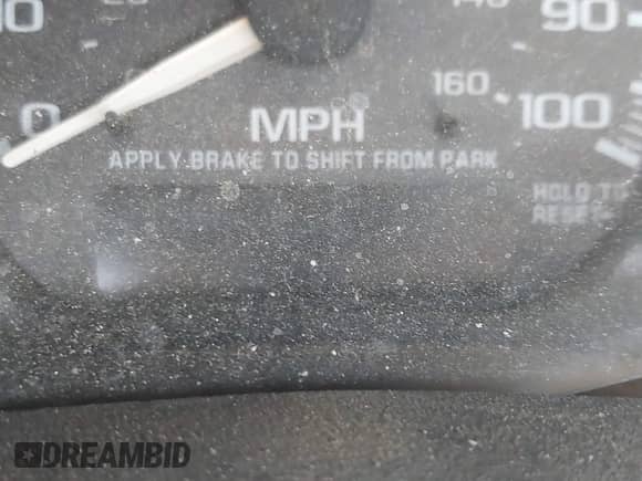 2002 Chevrolet Silverado 1500HD LT с VIN 1GCGK13U12F147411, выставлен на аукционе IAAI как лот 42066867 с пробегом Не указан миль и . История ставок и продаж доступна на DreamBid. Изображение 15.