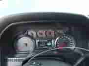 2014 Chevrolet Silverado 1500 LT z VIN 3GCUKREC9EG155264, wystawiony jako IAAI lot #43184341 z przebiegiem 131 625 mil mil oraz . Historia ofert i sprzedaży dostępna na DreamBid. Obrazek 7.