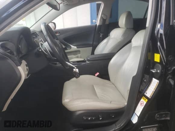 2011 Lexus IS 250 с VIN JTHBF5C28B5144112, выставлен на аукционе Copart как лот 84481395 с пробегом 145 879 миль миль и Списание • Salvage title. История ставок и продаж доступна на DreamBid. Изображение 7.