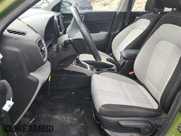 2023 Hyundai Venue SEL с VIN KMHRC8A3XPU240936, выставлен на аукционе Copart как лот 70380695 с пробегом 31 473 миль миль и Списание • Salvage title. История ставок и продаж доступна на DreamBid. Изображение 7.