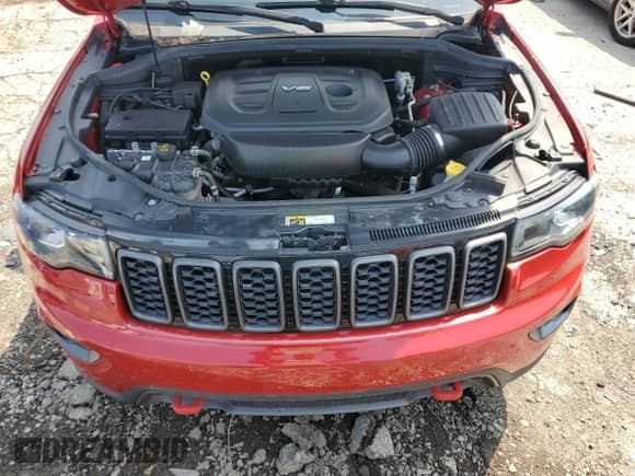 2018 Jeep Grand Cherokee Trailhawk с VIN 1C4RJFLG4JC184813, выставлен на аукционе Copart как лот 66664425 с пробегом 104 366 миль миль и Списание • Salvage title. История ставок и продаж доступна на DreamBid. Изображение 12.