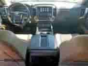 2018 Chevrolet Silverado 1500 LTZ z VIN 3GCUKSEC7JG536936, wystawiony jako Copart lot #70294205 z przebiegiem 158 903 mil mil oraz Szkoda całkowita • Salvage title. Historia ofert i sprzedaży dostępna na DreamBid. Obrazek 8.