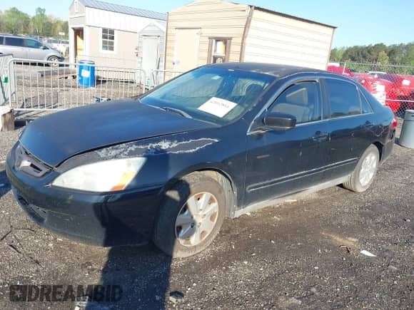 2004 Honda Accord LX с VIN 1HGCM56404A090843, выставлен на аукционе IAAI как лот 42012816 с пробегом 278 907 миль миль и . История ставок и продаж доступна на DreamBid. Изображение 17.