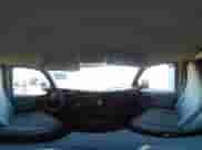 2013 Chevrolet Express Cargo z VIN 1GCWGFCA9D1141338, wystawiony jako IAAI lot #43226135 z przebiegiem 196 290 mil mil oraz . Historia ofert i sprzedaży dostępna na DreamBid. Obrazek 18.