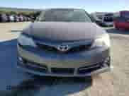 2014 Toyota Camry XLE with VIN 4T1BK1FK3EU541086, listed as a Copart auction lot 84990375 with 135,459 mi miles and Salvage title. Bid and sale history available at DreamBid. Image 5.