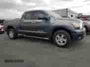 2007 Toyota Tundra Limited z VIN 5TFRV58137X020232, wystawiony jako Copart lot #86535285 z przebiegiem 176 818 mil mil oraz Szkoda całkowita • Salvage title. Historia ofert i sprzedaży dostępna na DreamBid. Obrazek 4.
