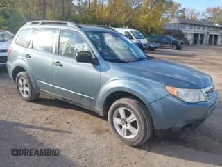 2013 Subaru Forester X z VIN JF2SHABC2DG404463, wystawiony jako IAAI lot #43484772 z przebiegiem 124 406 mil mil oraz . Historia ofert i sprzedaży dostępna na DreamBid. Obrazek 1.