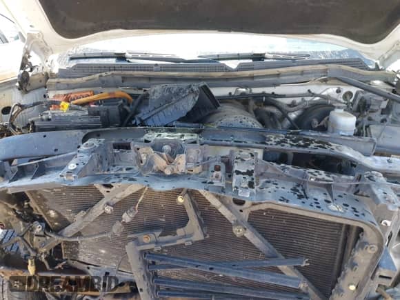 2018 GMC Sierra 1500 SLT z VIN 3GTU1NERXJG202778, wystawiony jako IAAI lot #42659053 z przebiegiem 59 751 mil mil oraz . Historia ofert i sprzedaży dostępna na DreamBid. Obrazek 10.