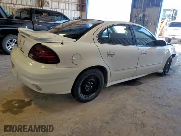 2005 Pontiac Grand Am SE with VIN 1G2NE52E25M236957, listed as a Copart auction lot 63713445 with 155,241 mi miles and Salvage title. Bid and sale history available at DreamBid. Image 3.