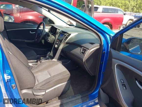 2017 Hyundai Elantra с VIN KMHD35LH9HU376722, выставлен на аукционе IAAI как лот 42447695 с пробегом 138 514 миль миль и . История ставок и продаж доступна на DreamBid. Изображение 5.