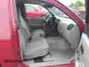 2004 Chevrolet Colorado Z85 z VIN 1GCCS148148206836, wystawiony jako IAAI lot #42969972 z przebiegiem 128 428 mil mil oraz . Historia ofert i sprzedaży dostępna na DreamBid. Obrazek 5.